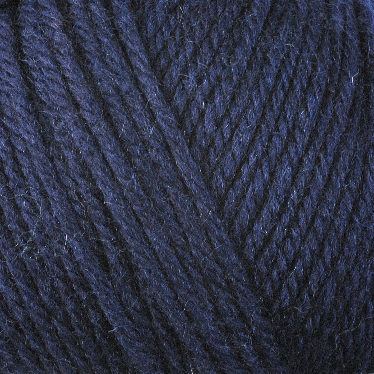 Detail of Berroco Ultra Wool Chunky Maritime 4365 a heathered navy blue.
