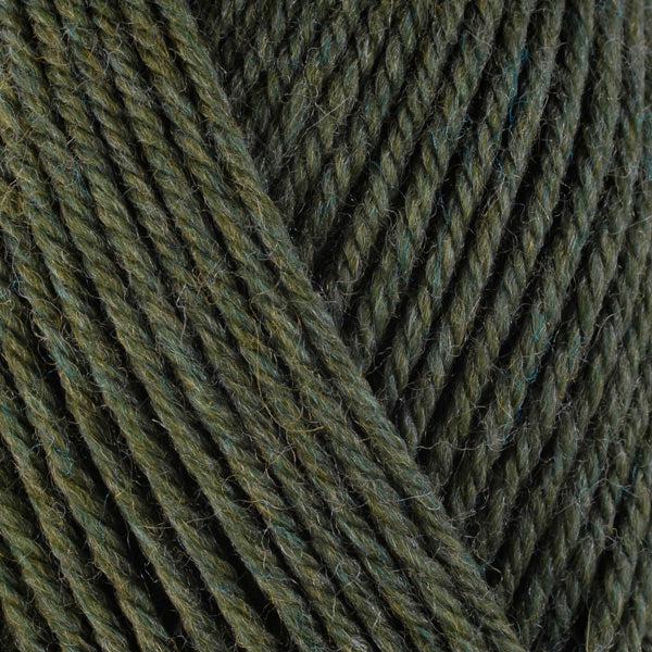 Detail of Berroco Ultra Wool Chunky Marjoram 43118 a heathered leaf green.