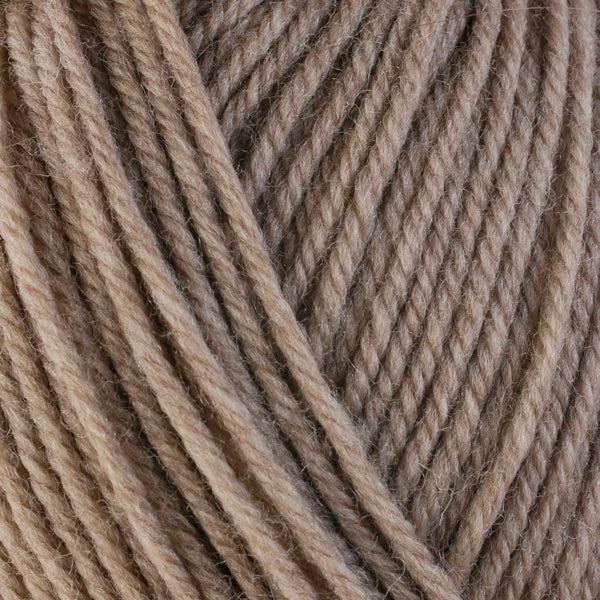 Detail of Berroco Ultra Wool Chunky Wheat 43103 an oatmeal tan.