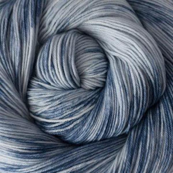 Detail of Greenwood Fiberworks Simply Sock Breeze Tonal, a light grey blue with tonal variations. 
