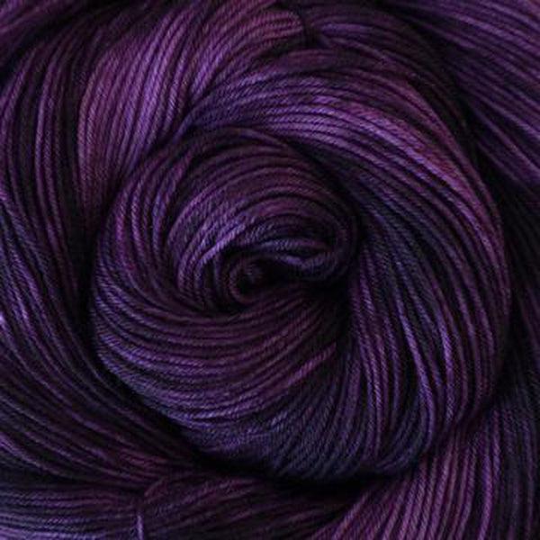 Detail of Greenwood Fiberworks Simply Sock Violet Tonal in variegated purples.