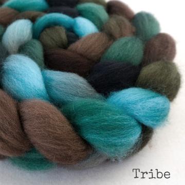 Detail of Greenwood Fiberworks Pigtails Tribe in a variety of shades of blue, green, brown and black.